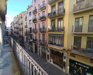 Exterior view of Flat to rent in Girona Capital  with Balcony