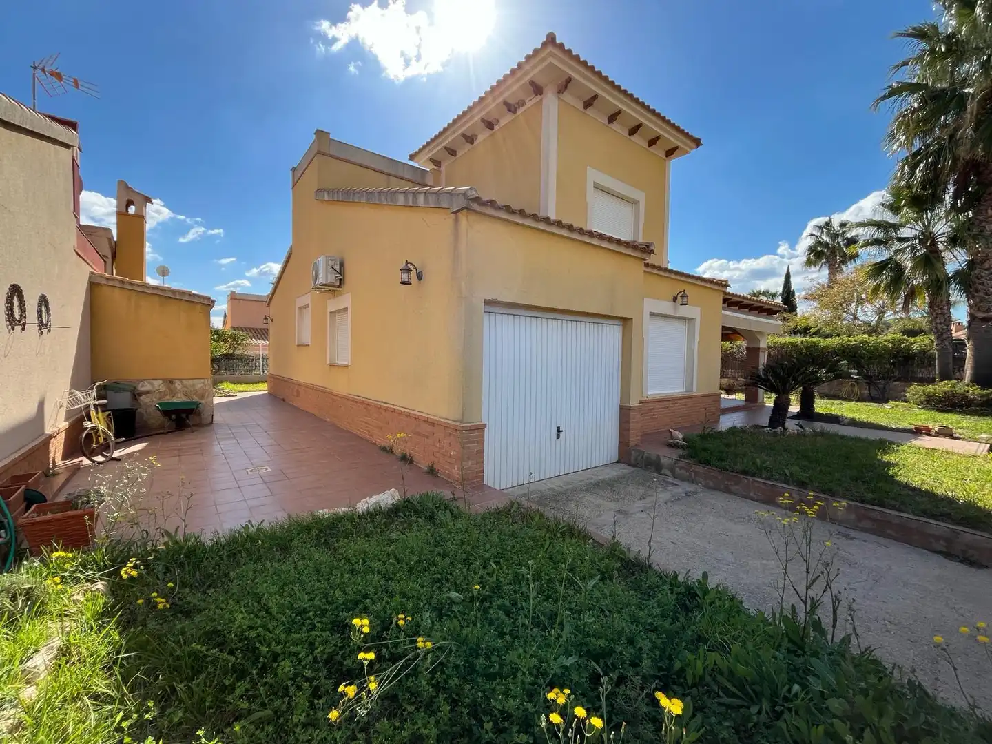 Vista exterior de Casa o xalet de lloguer en Murcia amb Aire condicionat, Calefacció i Jardí privat
