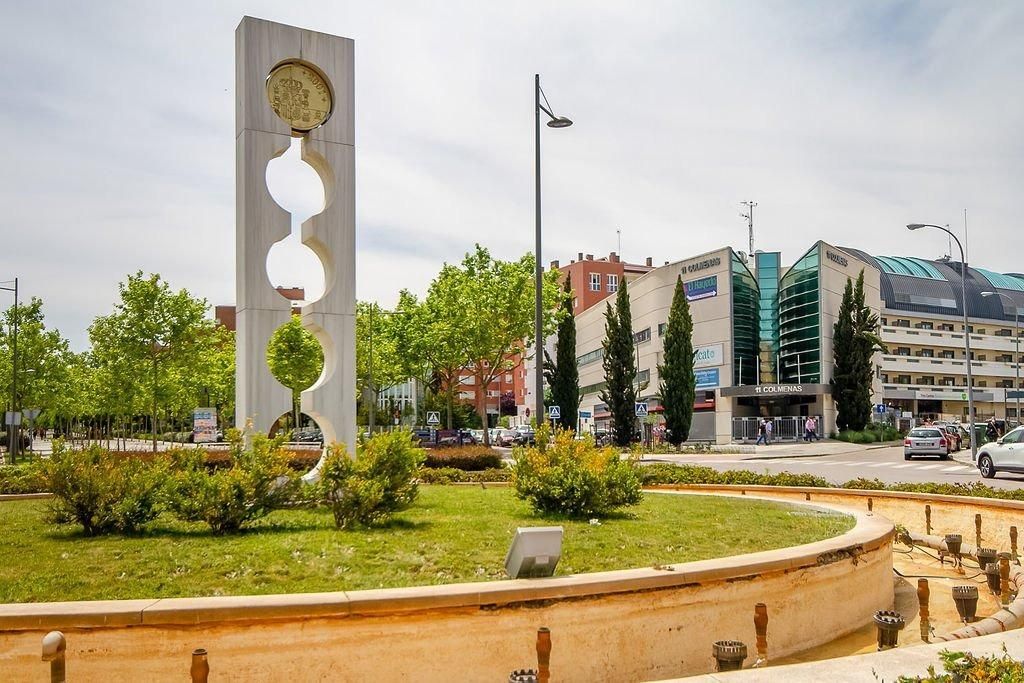 Exterior view of Office for sale in Tres Cantos