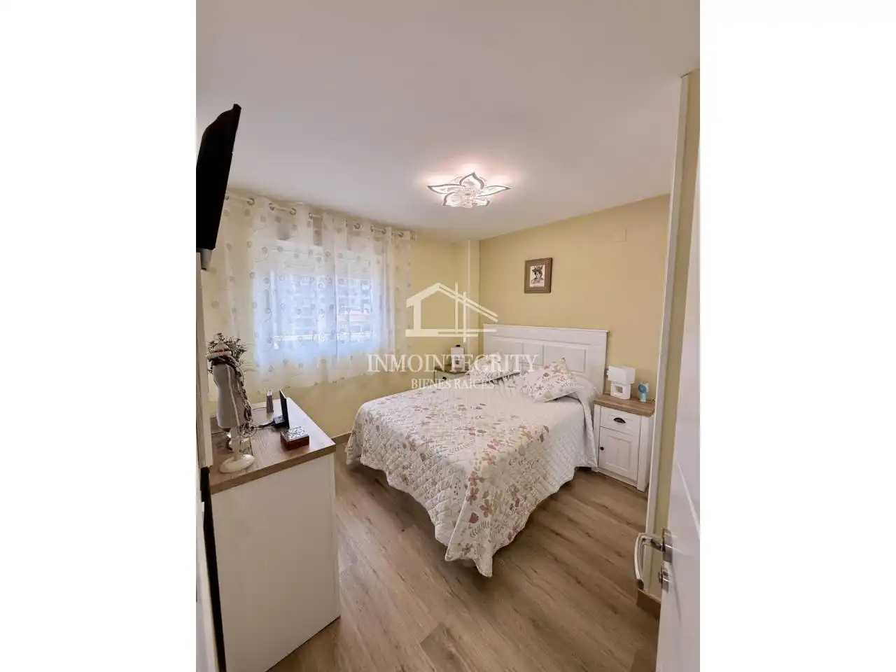 Bedroom of Apartments for sale in Oropesa del Mar / Orpesa  with Air Conditioner, Terrace and Furnished