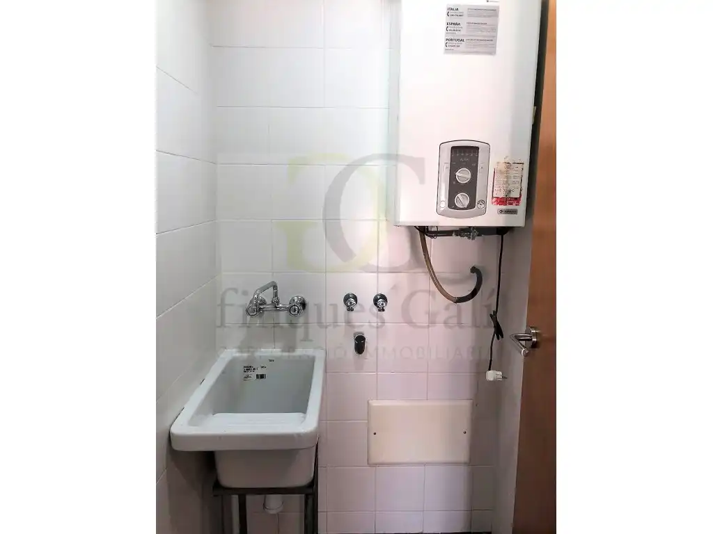 Badezimmer von Wohnung zur Miete in Callús
