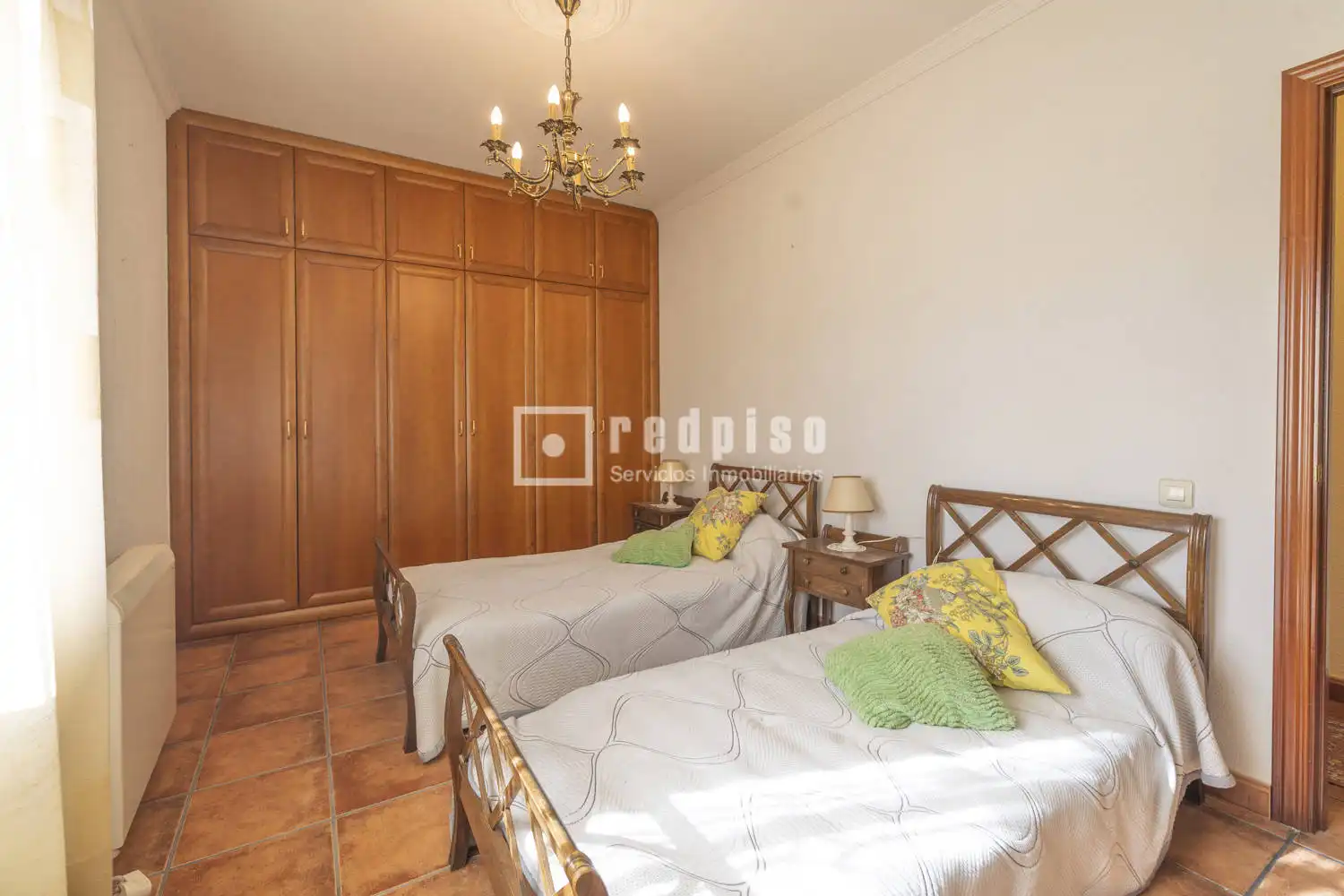 Habitación de Casa o chalet en venta en Noblejas con Calefacción, Jardín privado y Trastero