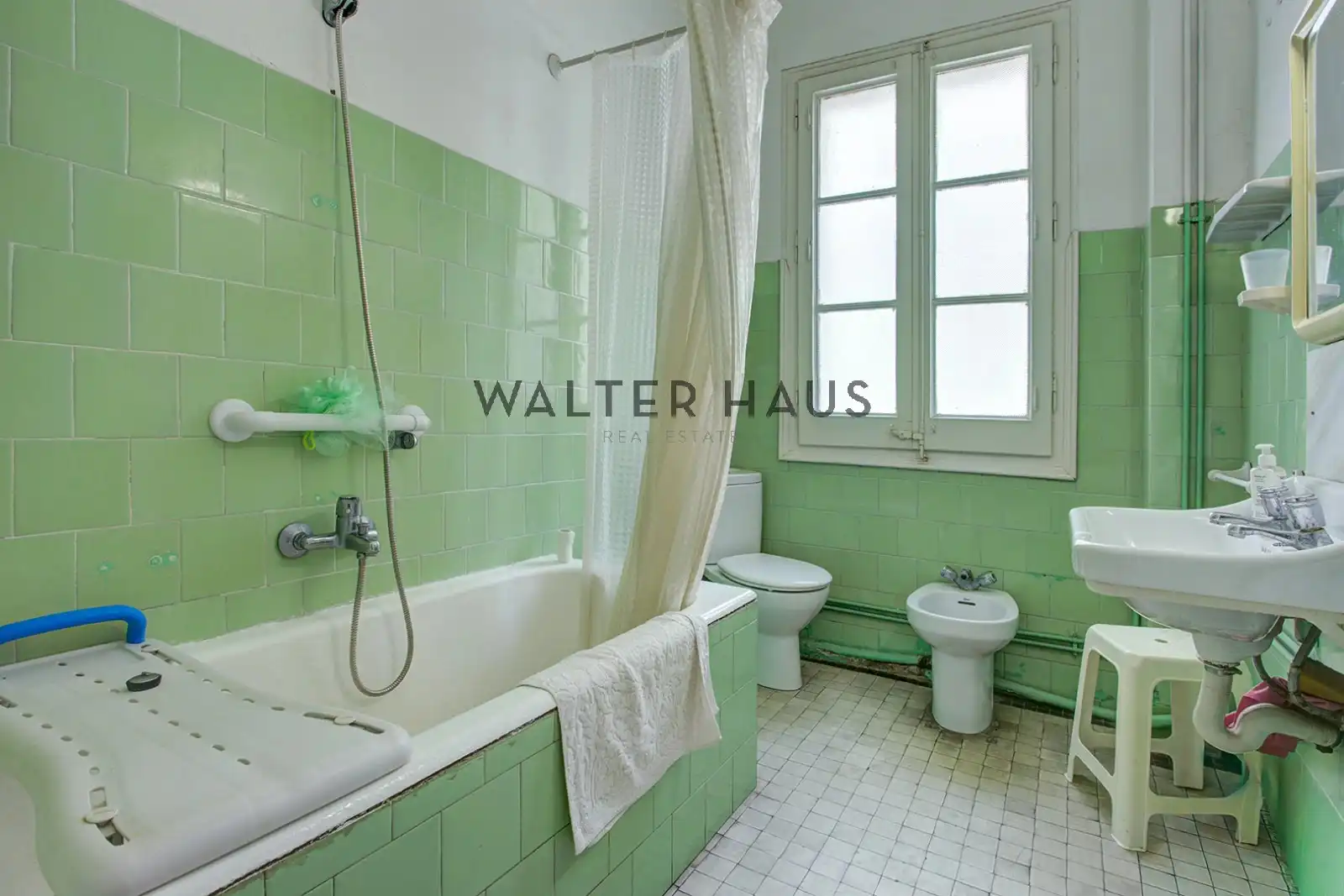 Baño de Piso en venta en Barcelona con Balcón