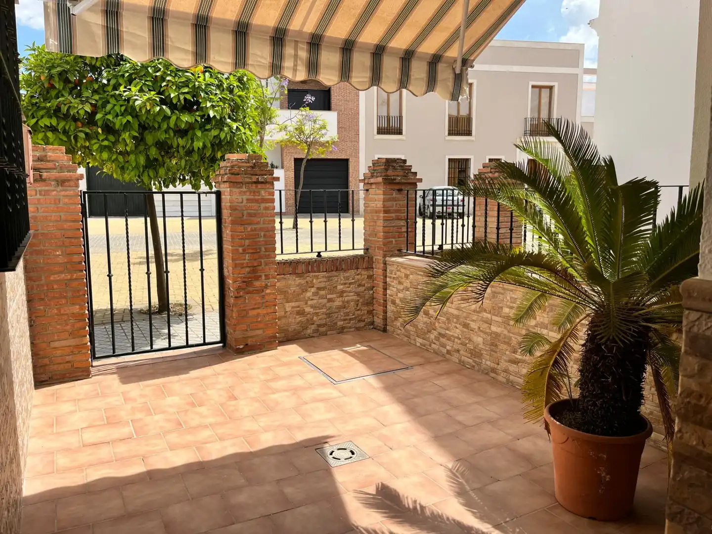 Terrasse von Einfamilien-Reihenhaus zum Verkauf in Mairena del Alcor