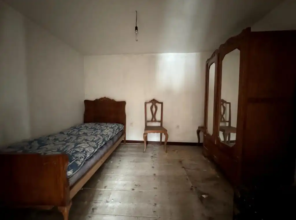Habitación de Casa o chalet en venta en Los Corrales de Buelna  con Terraza, Trastero y Balcón