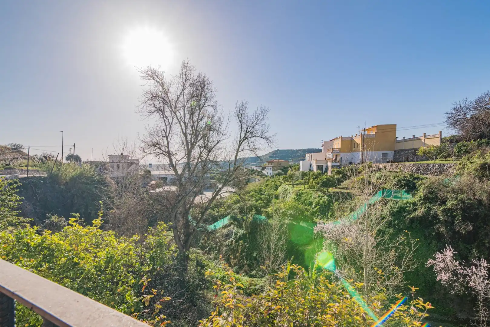 Vista exterior de Casa o xalet en venda en Molvízar amb Jardí privat, Terrassa i Traster