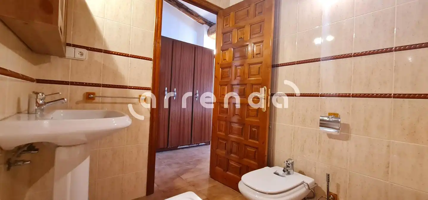 Bathroom of Houses for rent in Valdilecha  with Air Conditioner