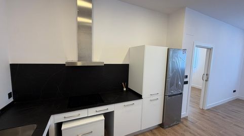 Foto 2 de Apartamento en venta en Viesques, Gijón