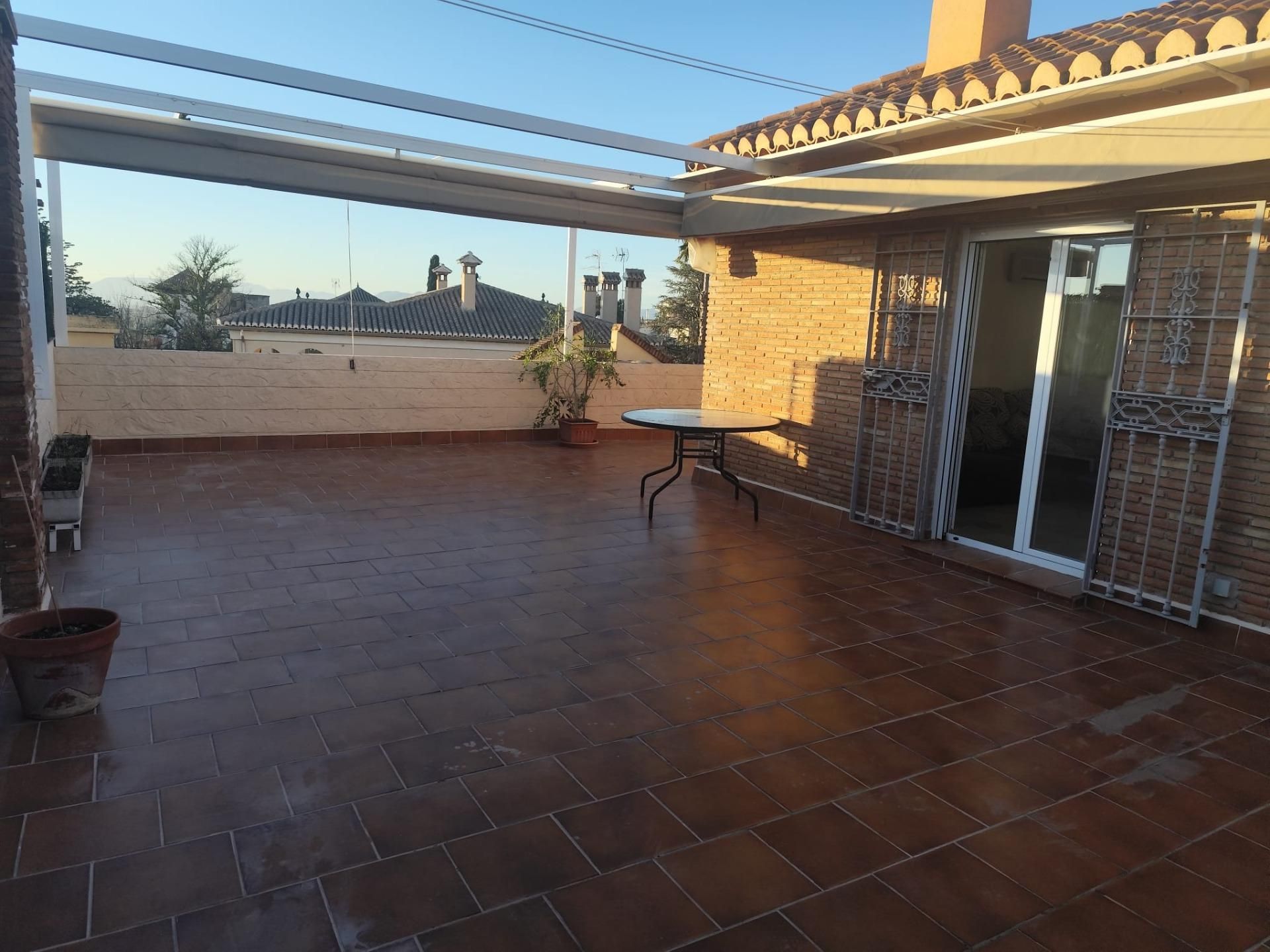 Àtic de lloguer a Avenida Avenida Andalucía, Huétor Vega