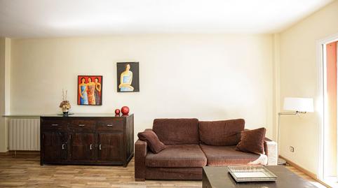 Foto 4 de Piso de alquiler en Plaza de Rafael Alberti, Taialà - Germans Sabat, Girona