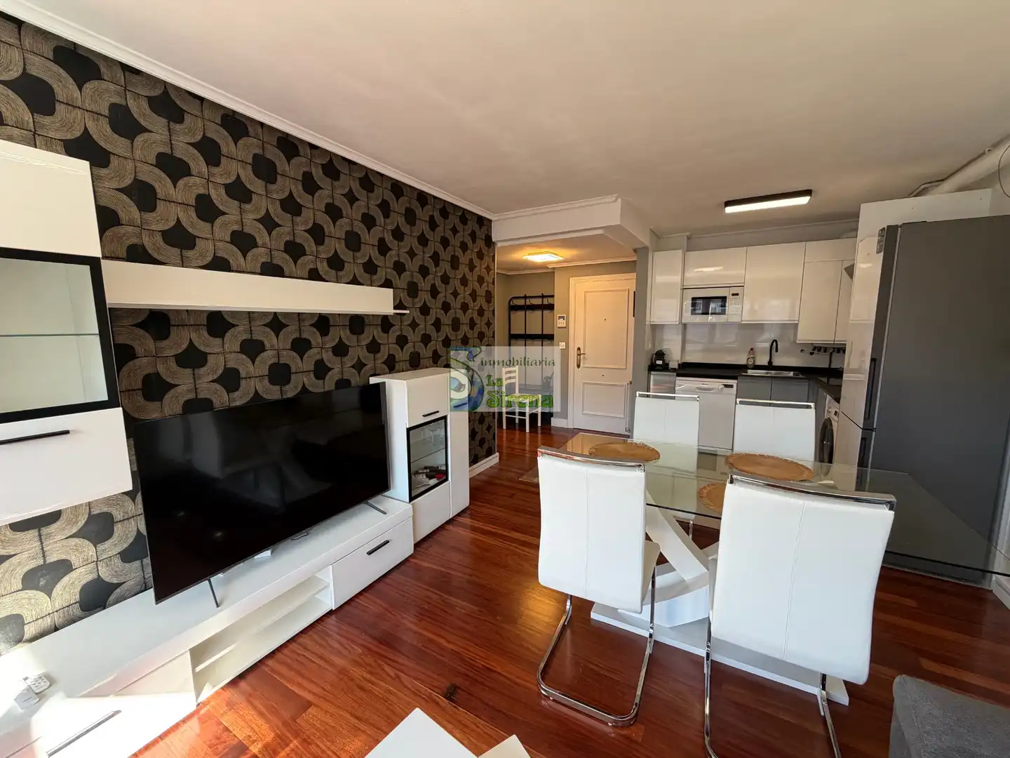 Apartament amb piscina de lloguer a Paseo Ocharan Mazas 13, imagen 7