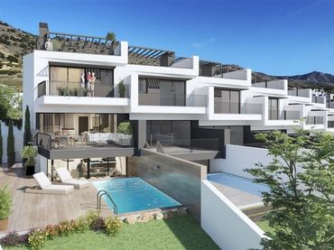 Adosado con balcón en venta en Capistrano