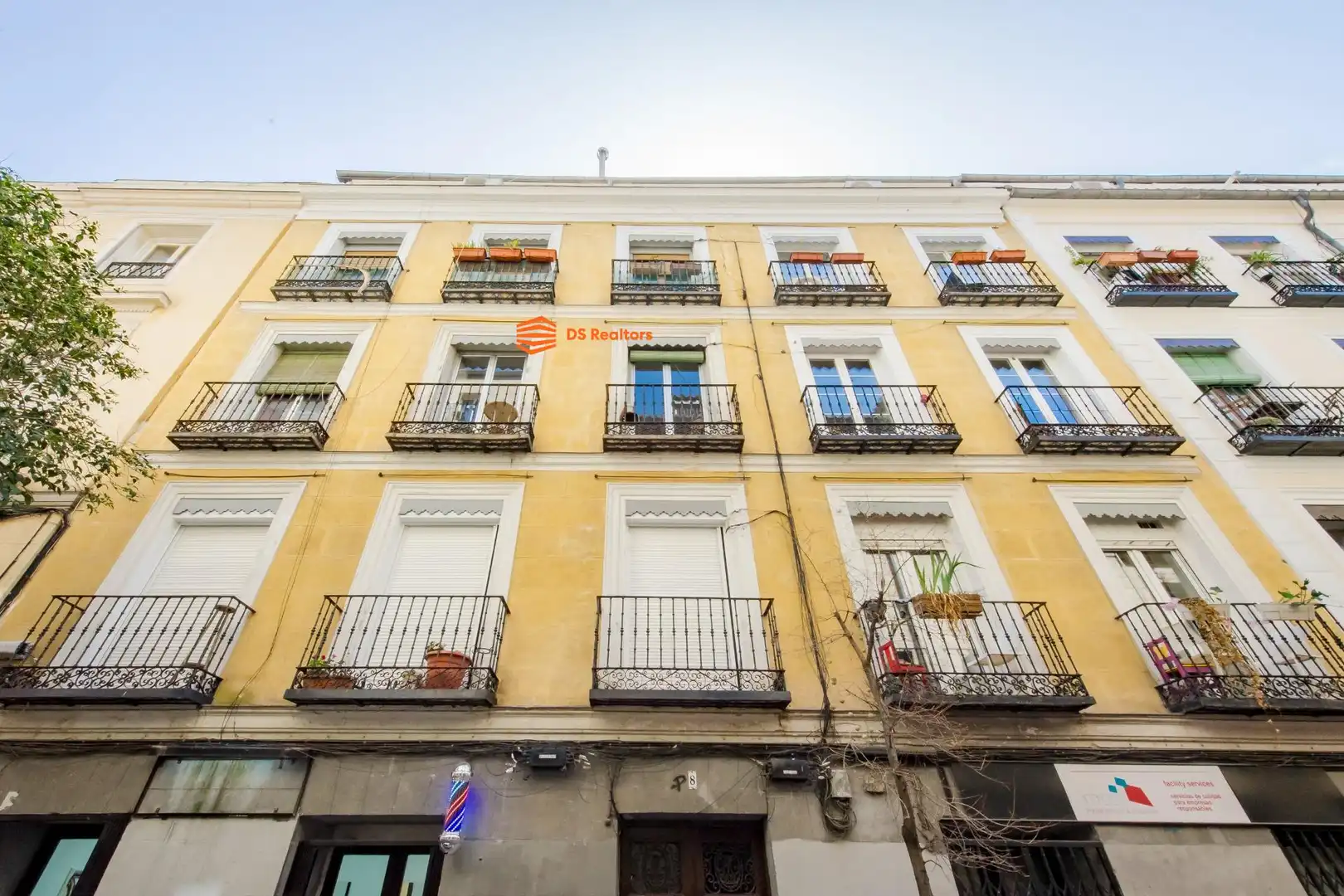 Außenansicht von Wohnung zur Miete in Madrid mit Heizung, Möbliert und Balkon