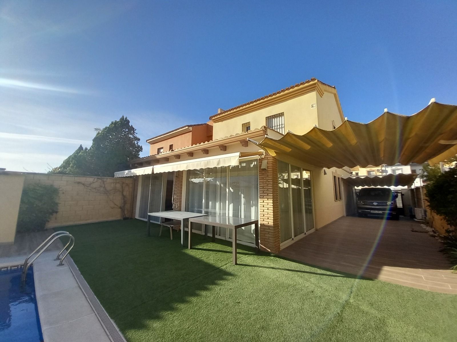 Vista exterior de Casa o xalet en venda en Ronda amb Aire condicionat, Calefacció i Jardí privat