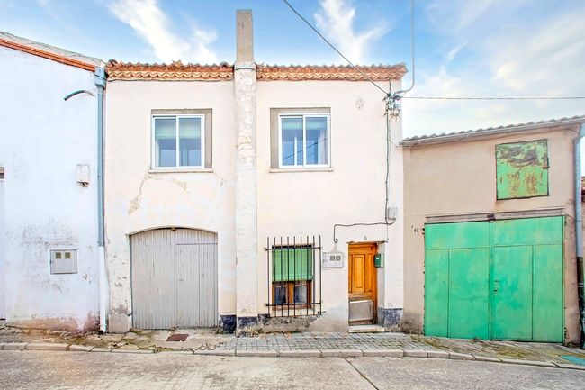 Exterior view of Single-family semi-detached for sale in Mozoncillo