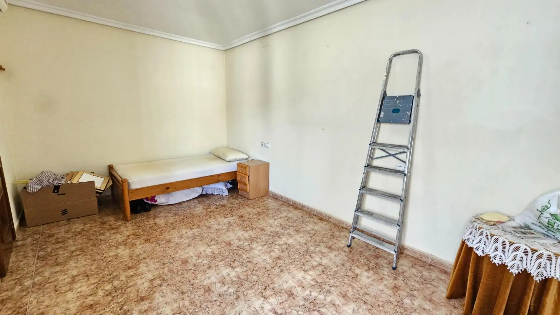 Dormitori de Casa o xalet en venda en Córdoba amb Aire condicionat, Calefacció i Terrassa