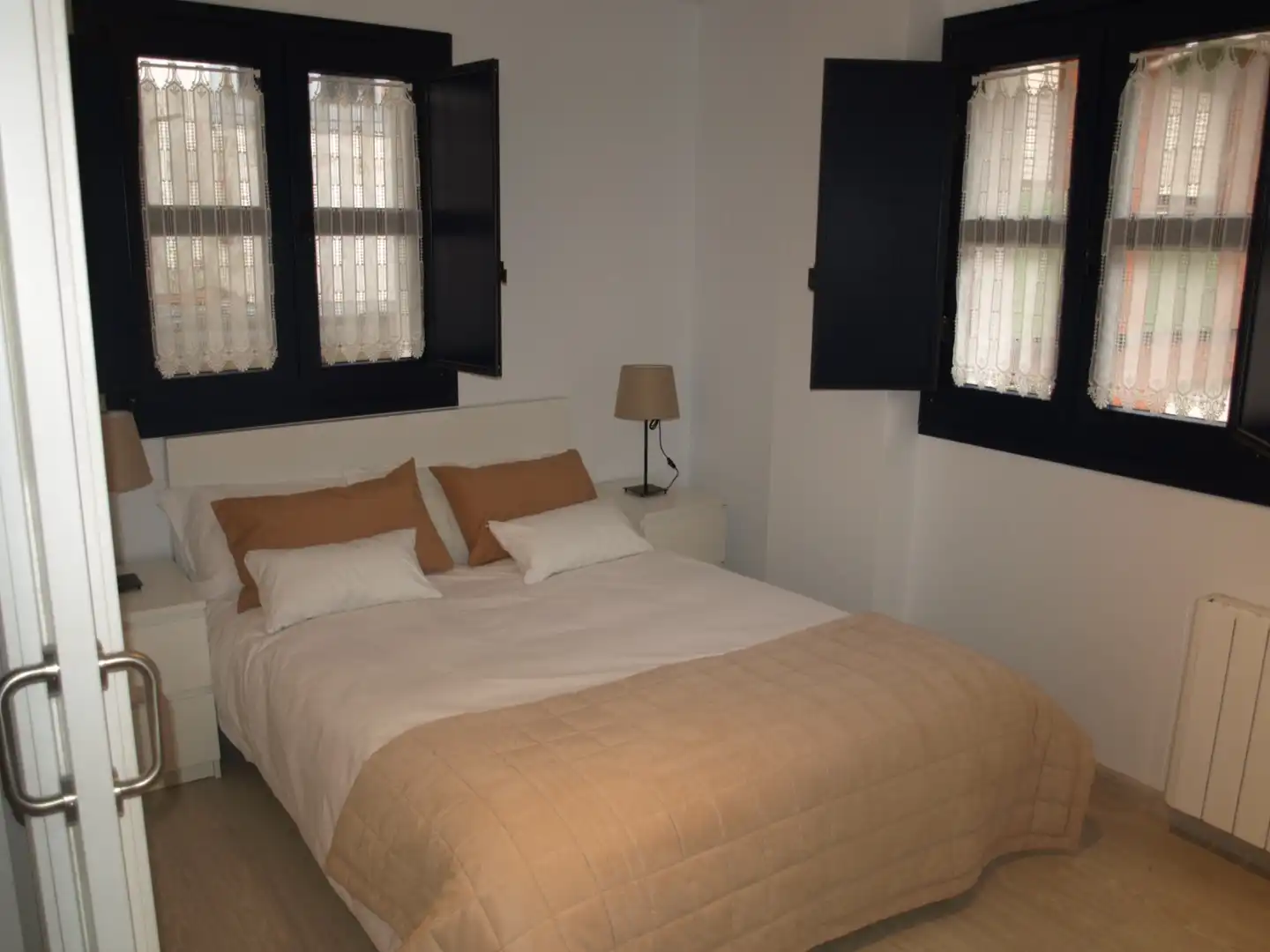 Habitación de Piso en venta en Cudillero con Calefacción, Parquet y Amueblado