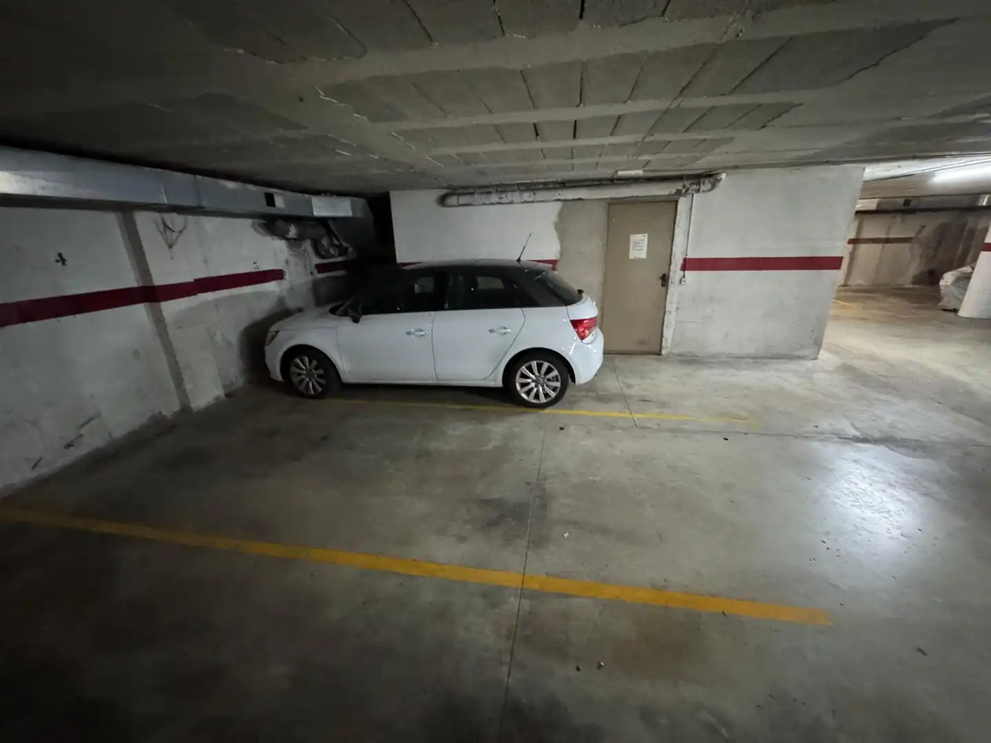 Einzelparkplatz zum Verkauf in Nucli Urbà