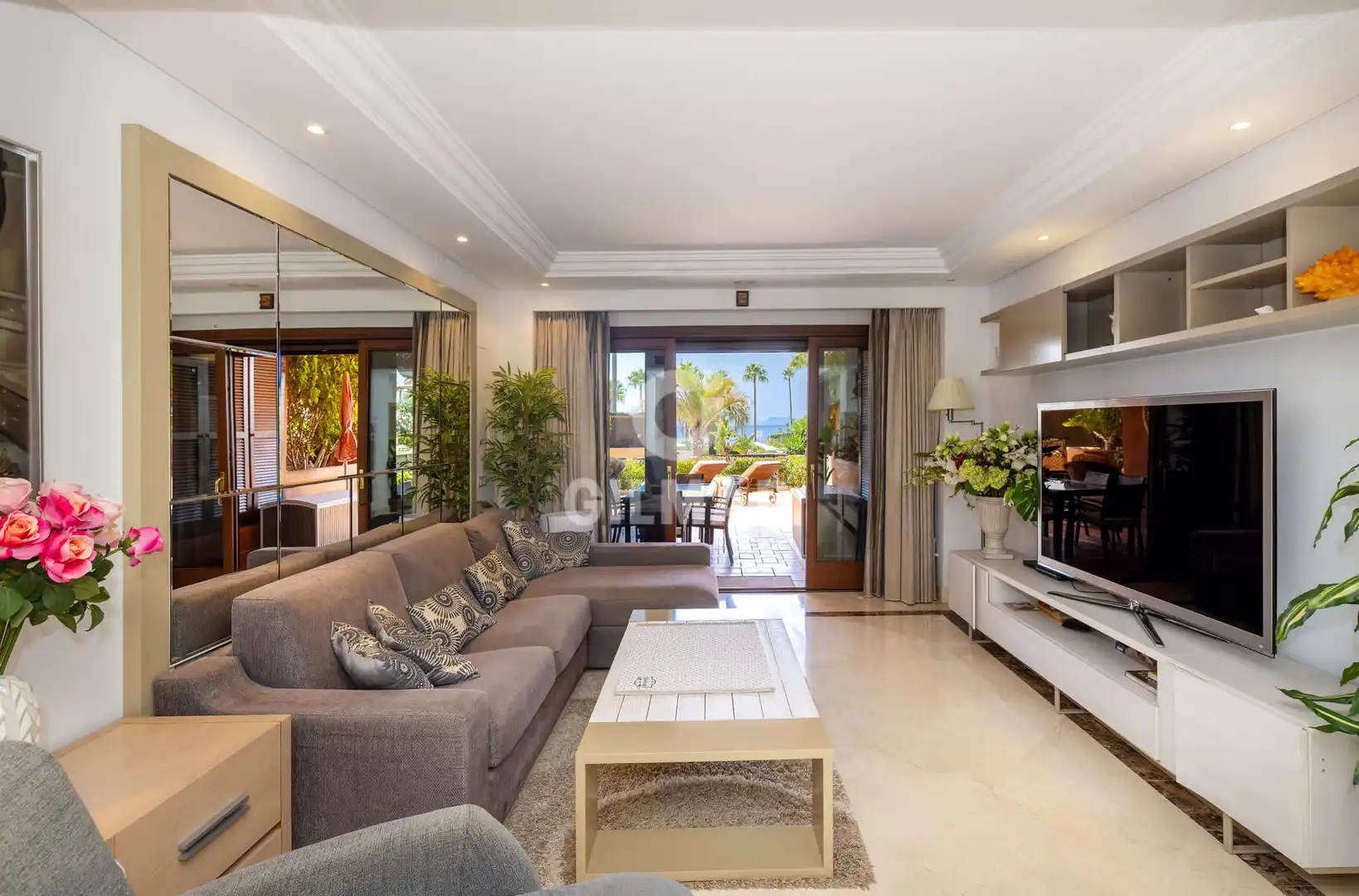 Sala de estar de Planta baja en venta en Estepona con Calefacción, Jardín privado y Trastero