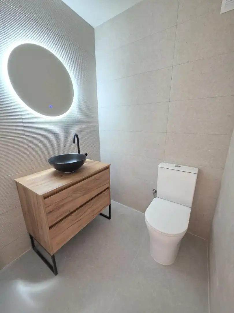 Baño de Piso en venta en Vilallonga del Camp con Aire acondicionado, Calefacción y Parquet