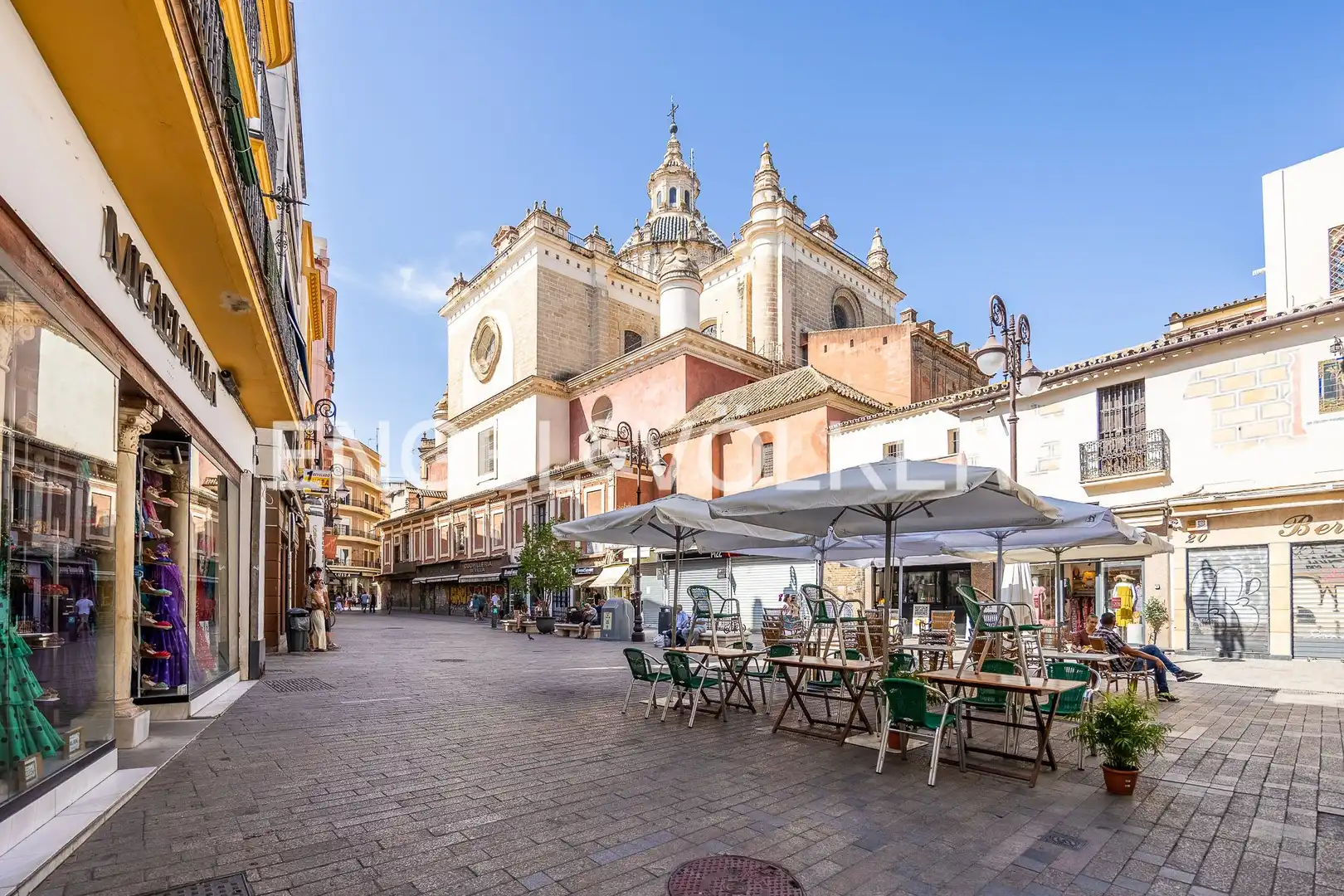 Exterior view of Attic for sale in Sevilla  with Air Conditioner, Heating and Terrace