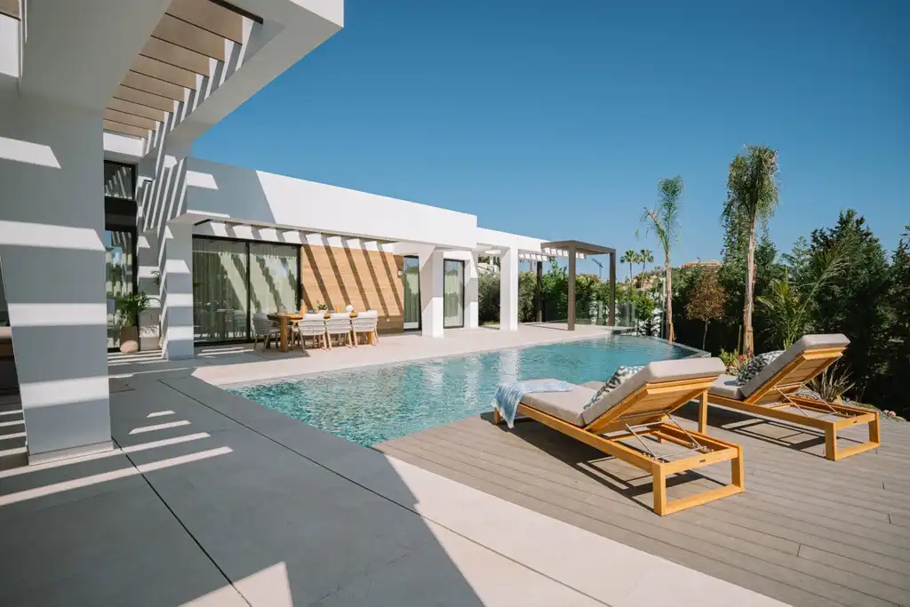 Villa avec piscine à vendre à Nueva Andalucía