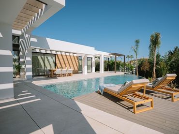 Xalet amb piscina en venda a Nueva Andalucía