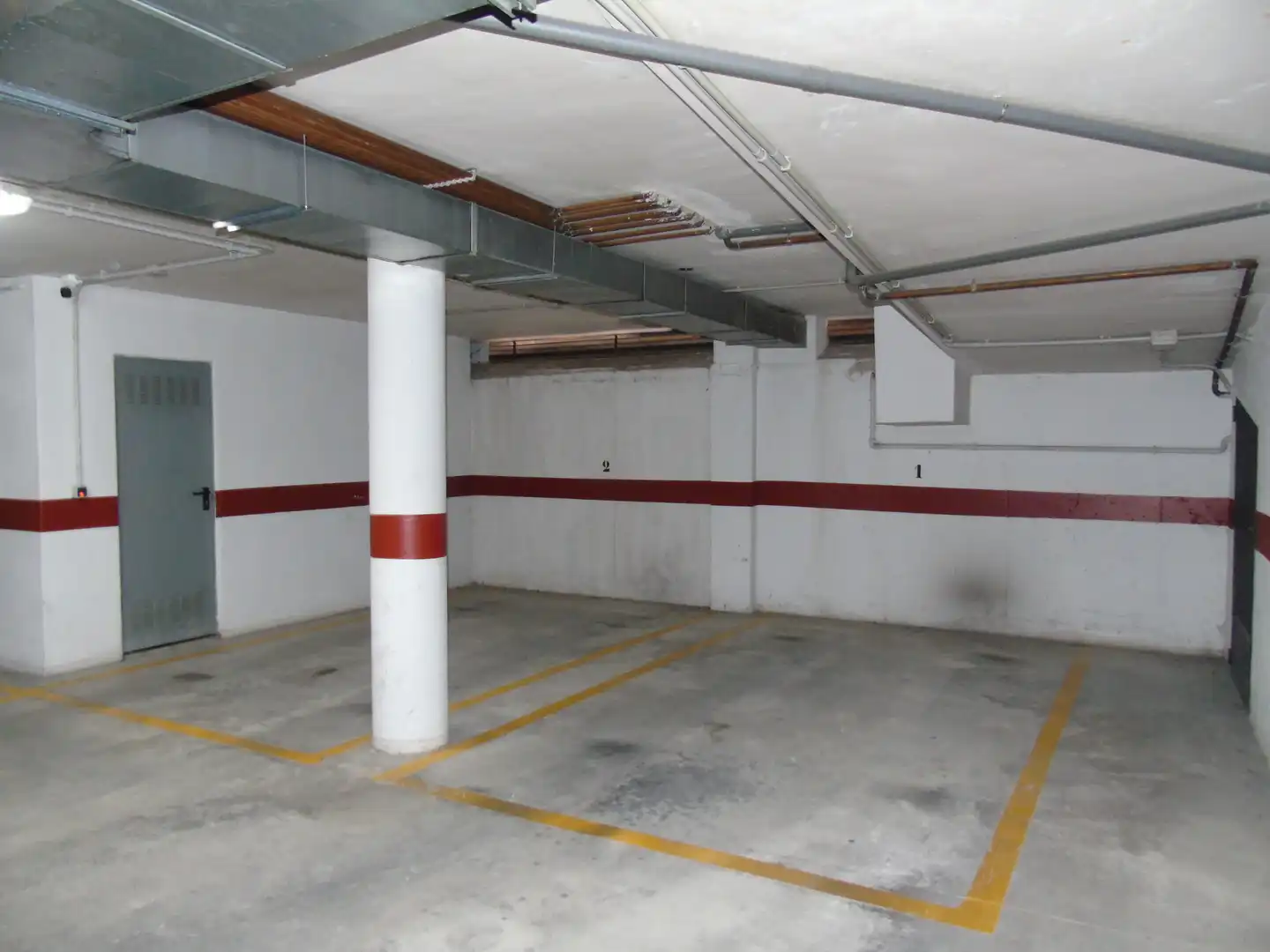 Parking of Flat for sale in Ceutí  with Air Conditioner, Heating and Storage room