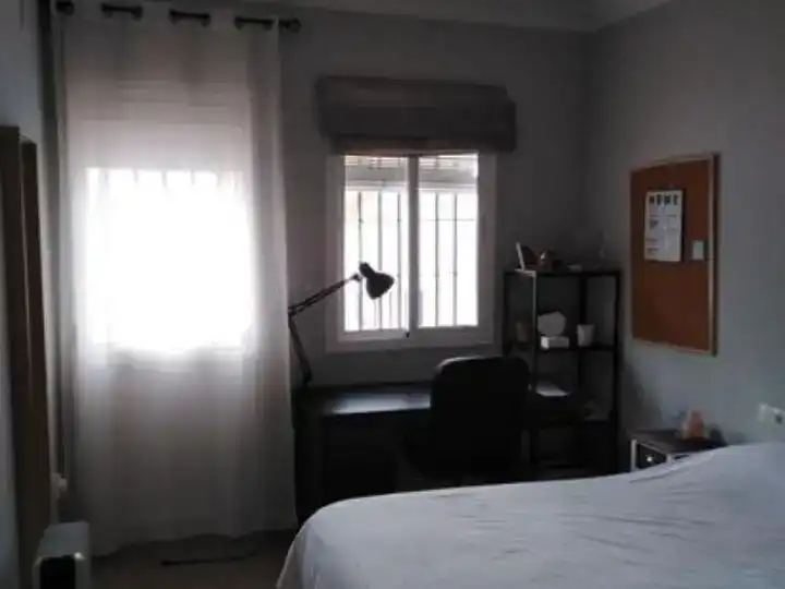 Dormitori de Casa adosada per a compartir en Osuna amb Aire condicionat, Traster i Moblat