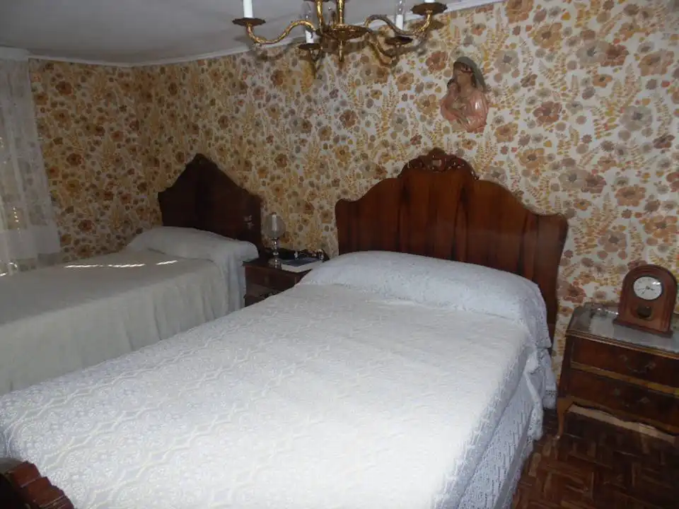 Dormitori de Casa o xalet en venda en Frías amb Moblat
