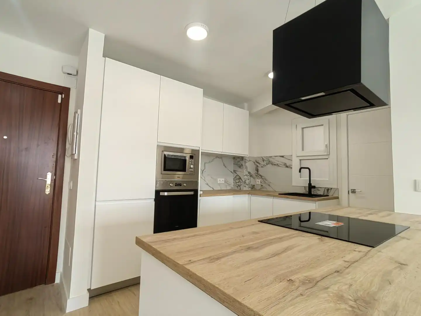 Cocina de Piso en venta en Málaga con Aire acondicionado