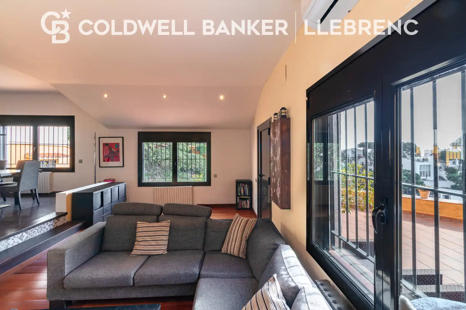 Vista exterior de Casa o chalet en venta en Barcelona con Aire acondicionado, Calefacción y Jardín privado