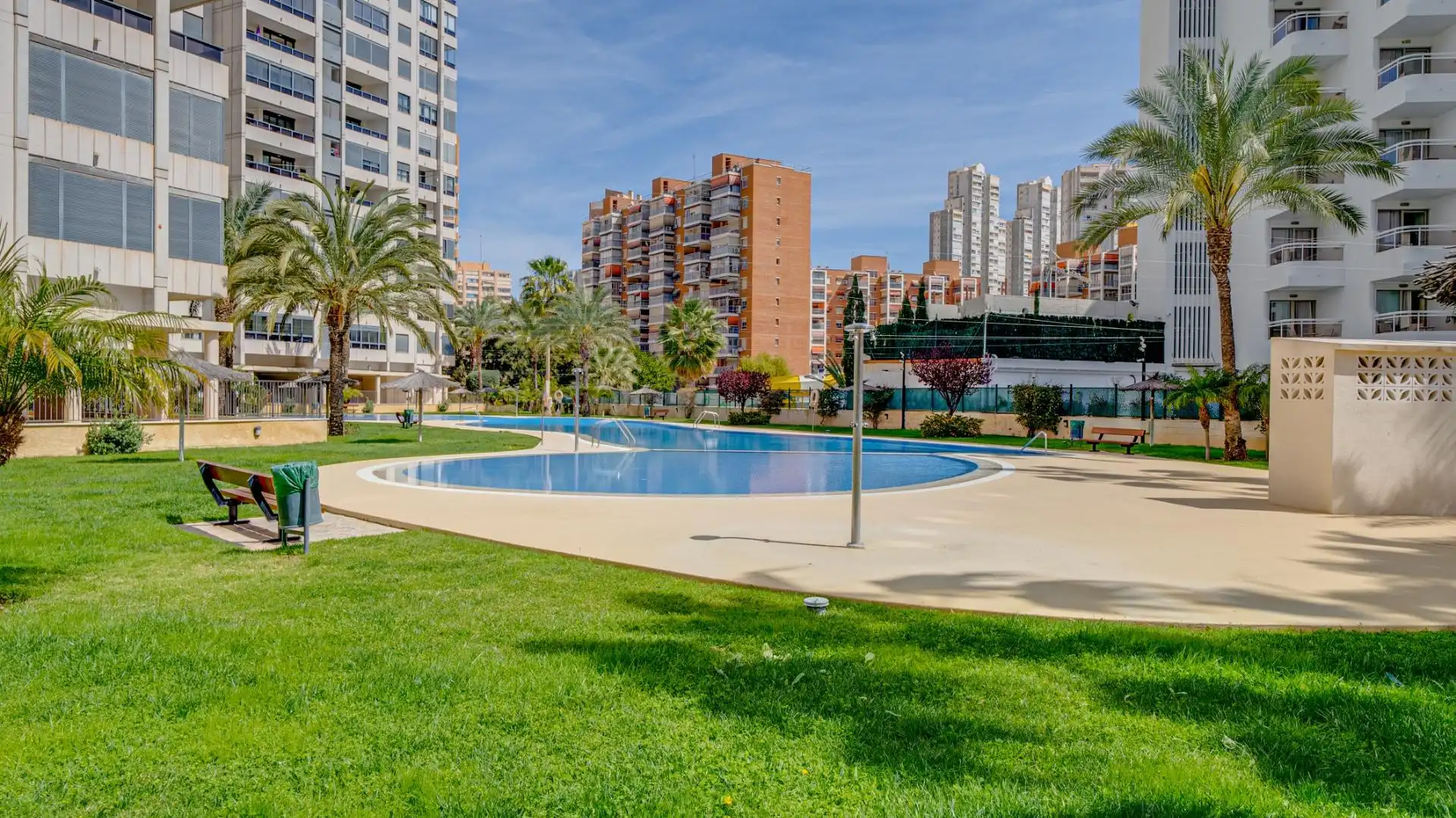Apartament amb terrassa en venda a Avenida DERRAMADOR, imagen 27