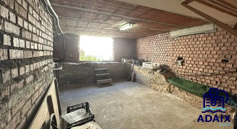 Casa o xalet en venda en Bargas amb Calefacció, Terrassa i Moblat