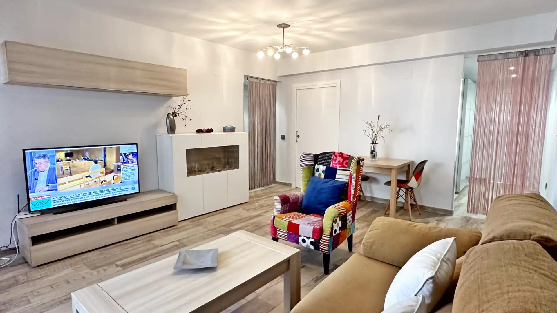 Sala de estar de Apartamento de alquiler en Gandia con Terraza, Amueblado y Horno