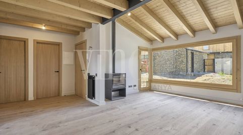 Foto 4 von Einfamilien-Reihenhaus zum Verkauf in Calle Menguant, Puigcerdà, Girona