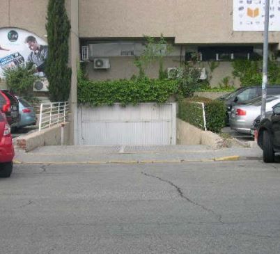 Vista exterior de Garatge en venda en Las Rozas de Madrid