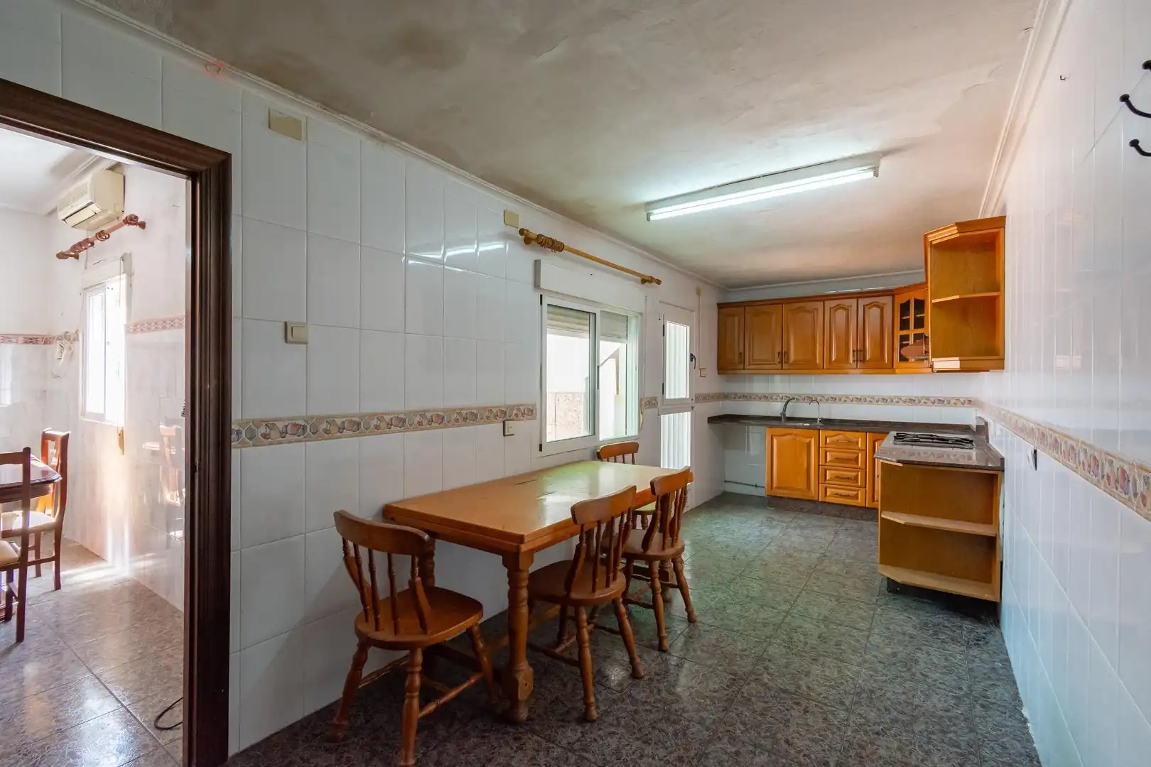 Cuina de Casa o xalet en venda en Cartagena amb Aire condicionat i Moblat