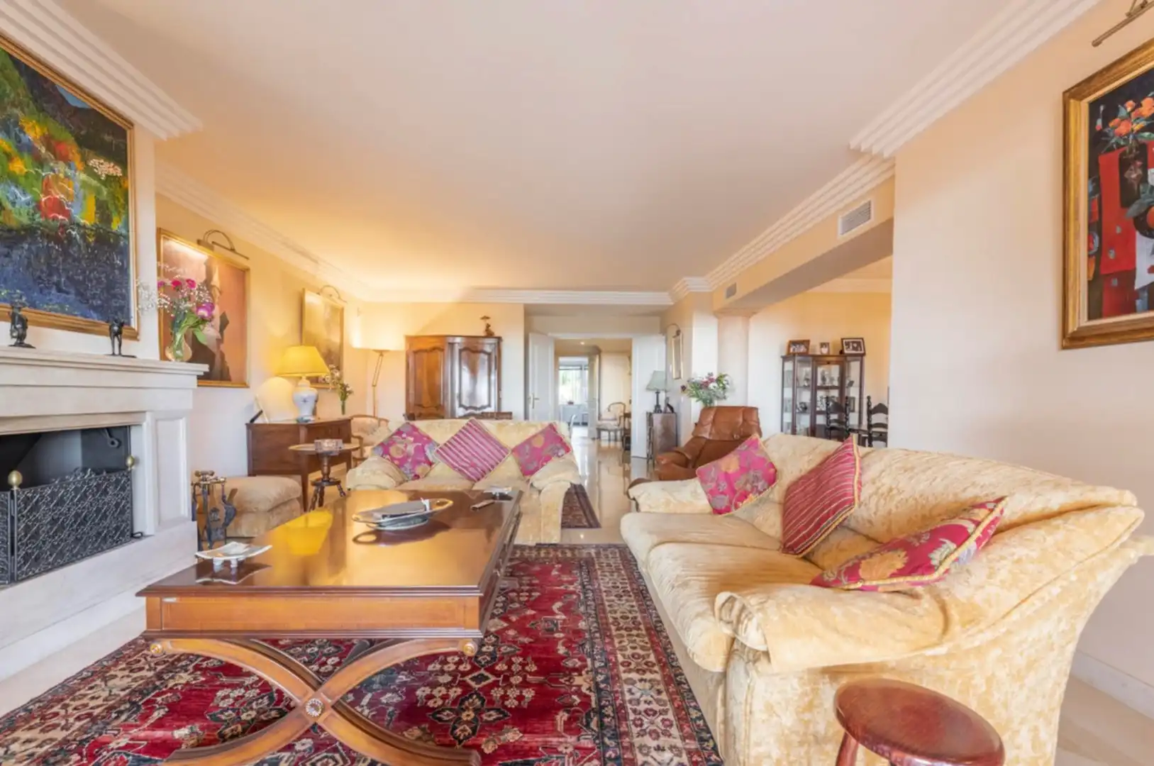 Home with pool for sale in Nueva Andalucía, imagen 2