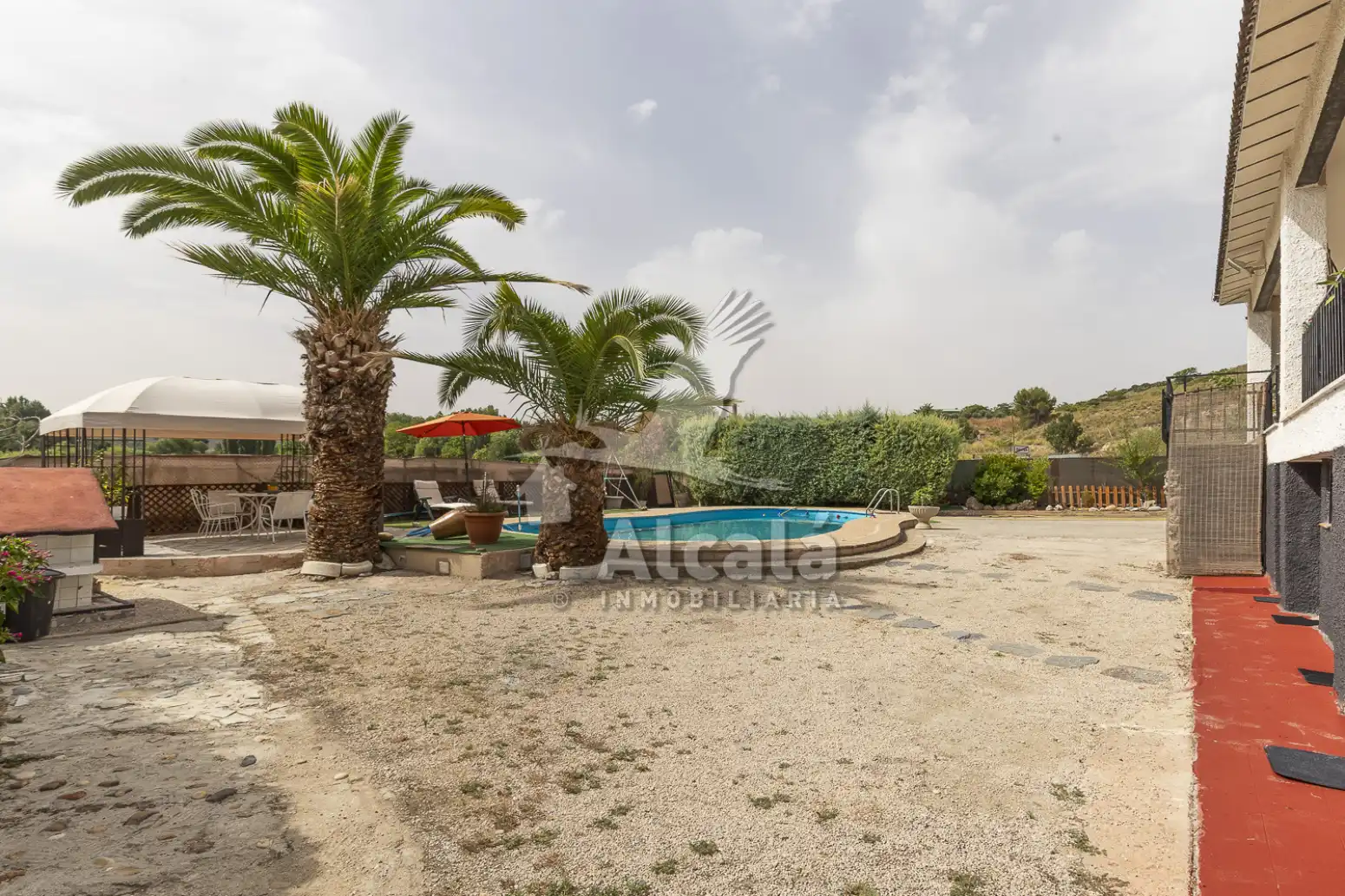 Piscina de Casa o chalet en venta en Tielmes con Aire acondicionado, Calefacción y Jardín privado