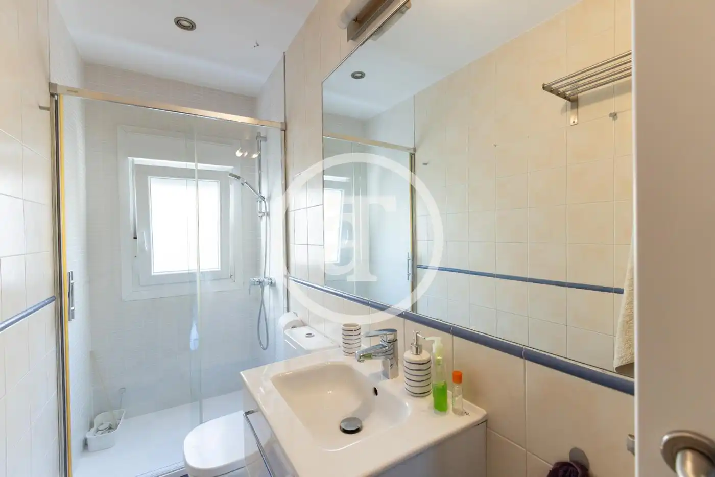 Flat for rent in Calle de la Iglesia, Opañel
