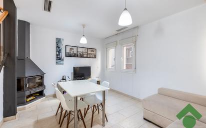 Sala d'estar de Casa o xalet en venda en  Granada Capital amb Aire condicionat i Terrassa