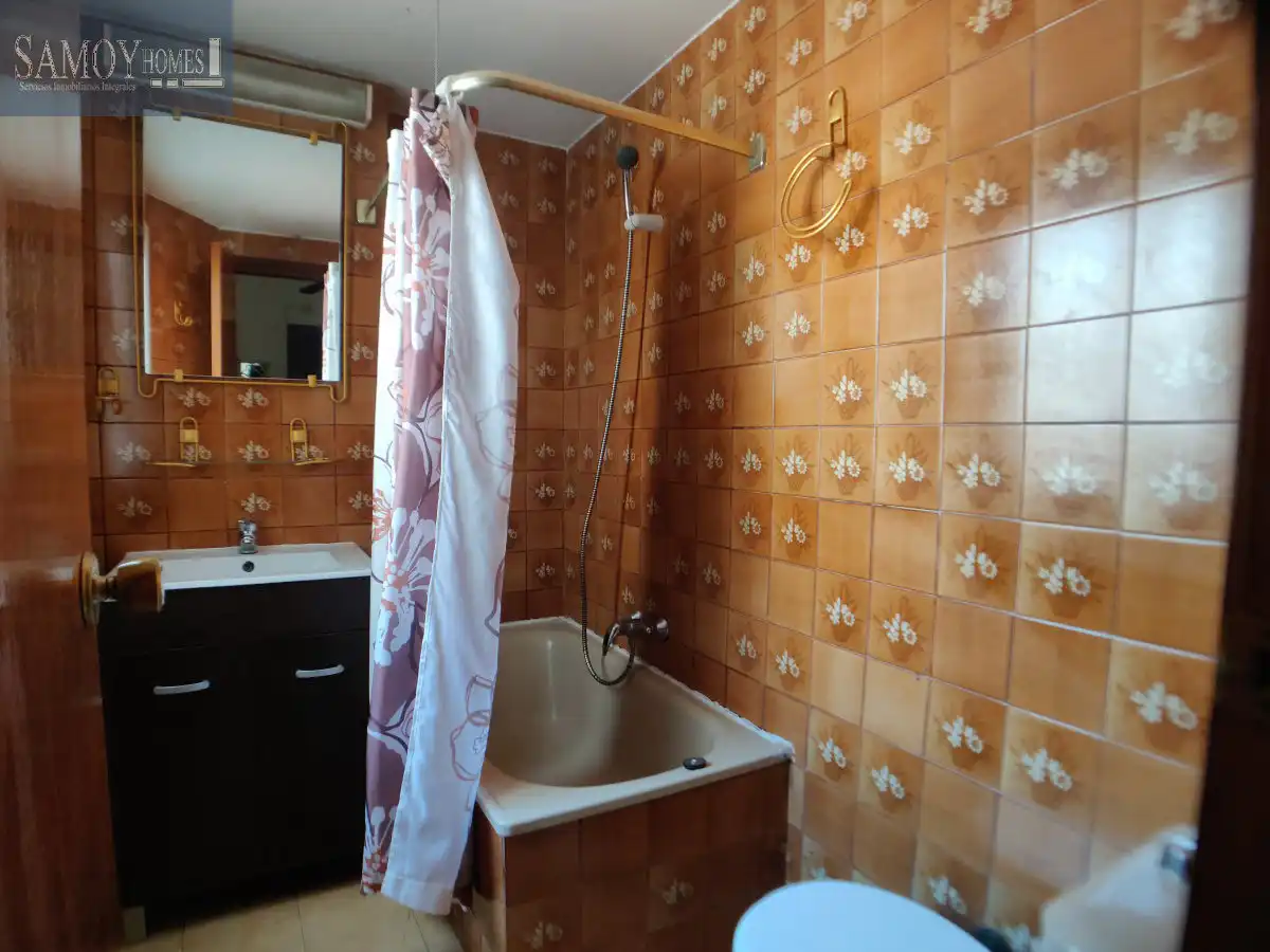 Room in Calle San Diego, 9, Fígares