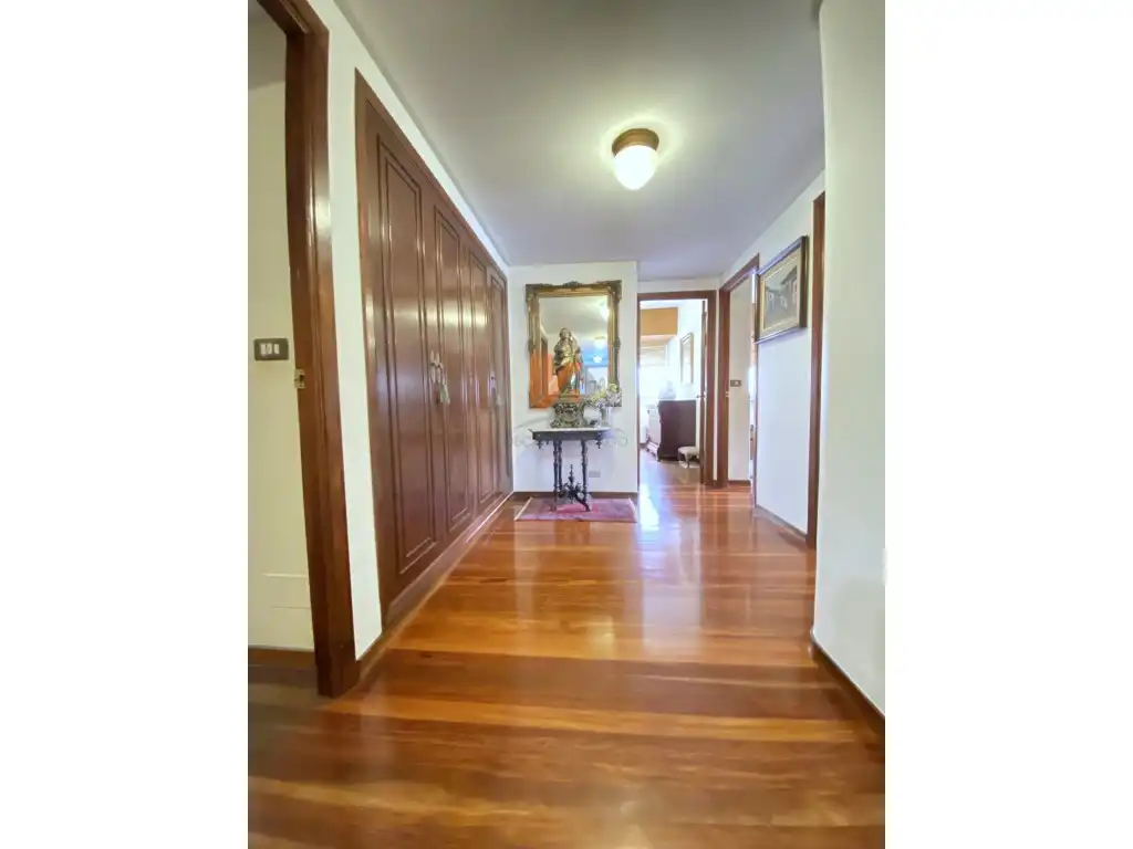 Piso en venta en Santiago de Compostela  con Calefacción y Horno