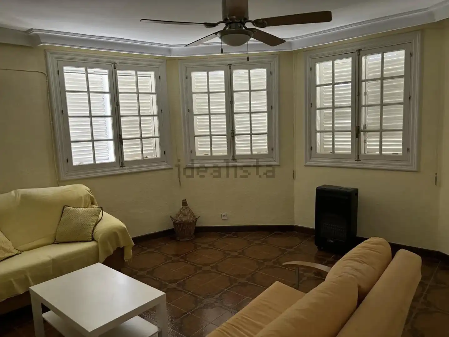 Sala d'estar de Casa o xalet en venda en Murcia amb Aire condicionat, Calefacció i Jardí privat