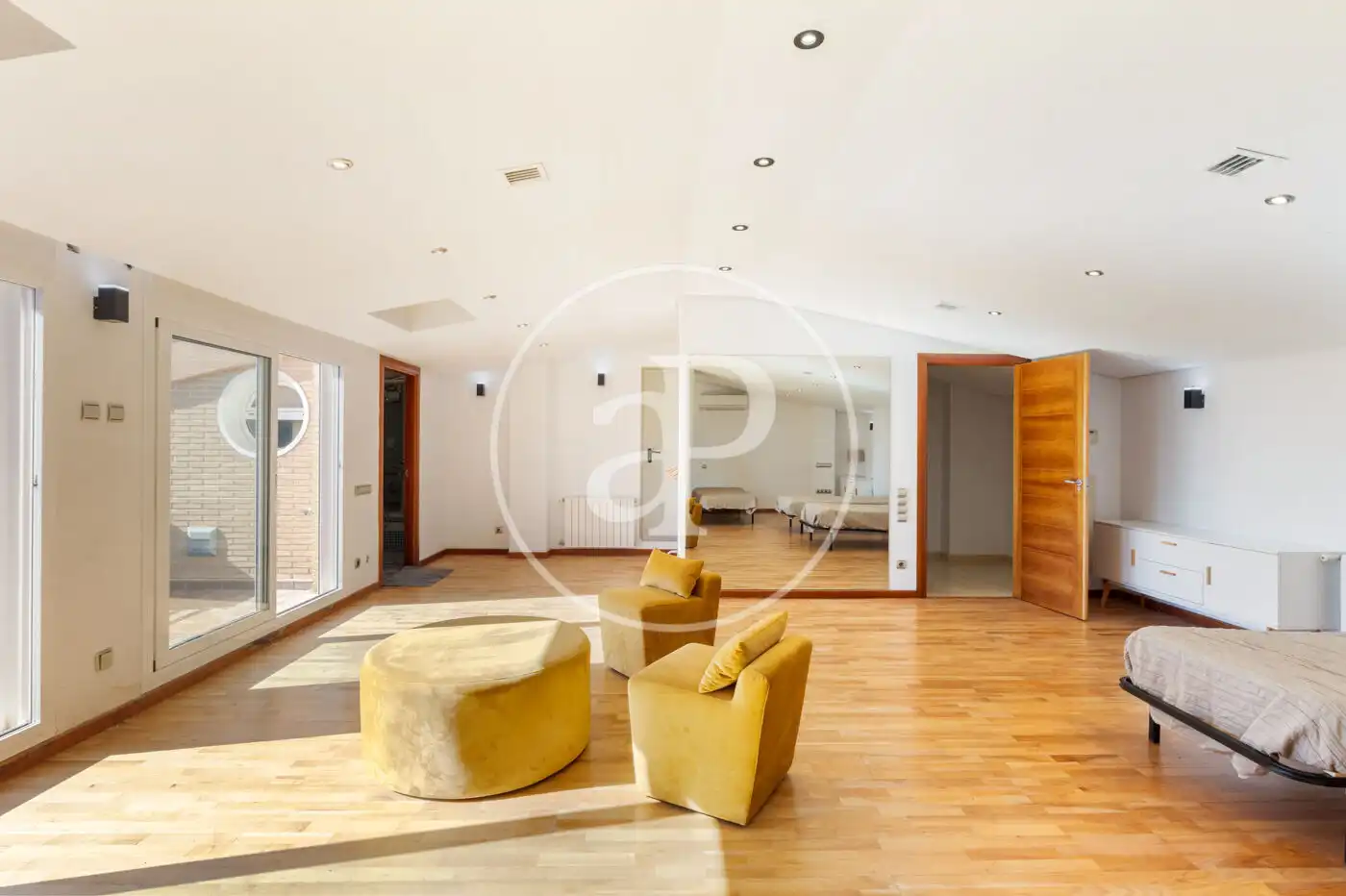 Sala de estar de Casa o chalet en venta en Torrent con Aire acondicionado, Calefacción y Jardín privado