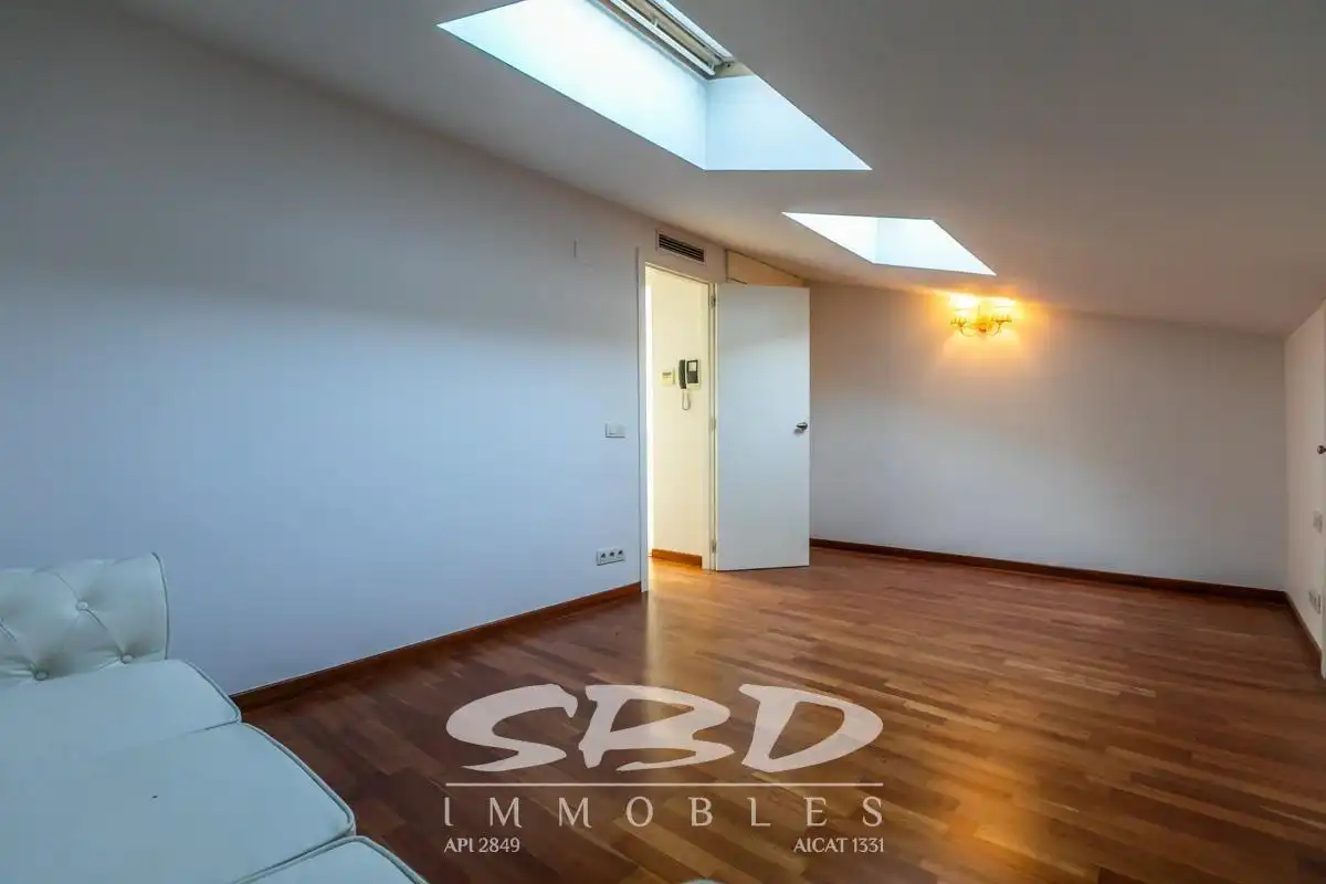 House with balcony to rent in Centre - Sant Oleguer, imagen 86