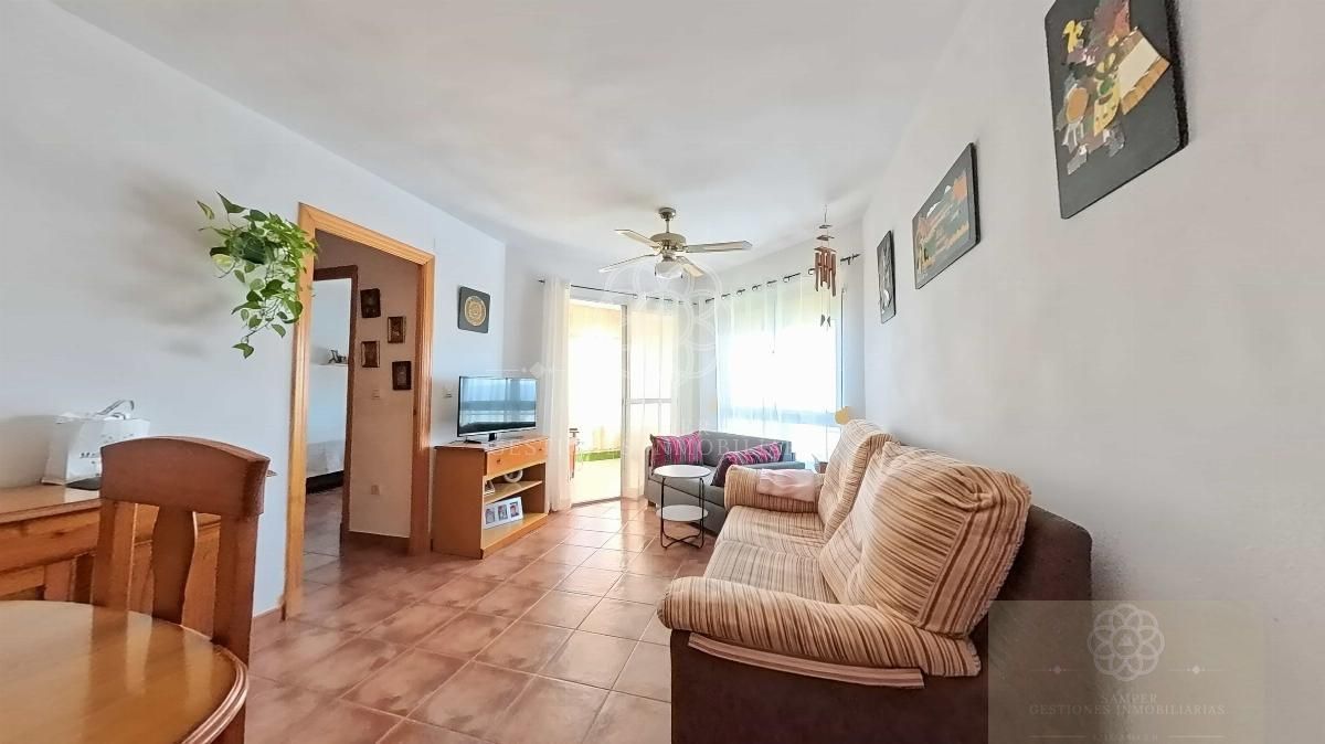 Sala d'estar de Pis en venda en El Puerto de Santa María amb Terrassa i Piscina comunitària