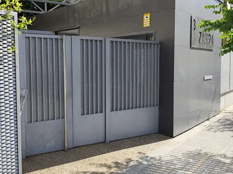 Exterior view of Garage for rent in Córdoba  with Alarm