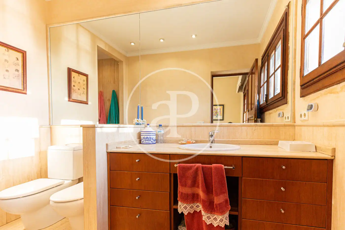 Houses for sale in Carrer de Victorio Luzuriaga, Sant Agustí